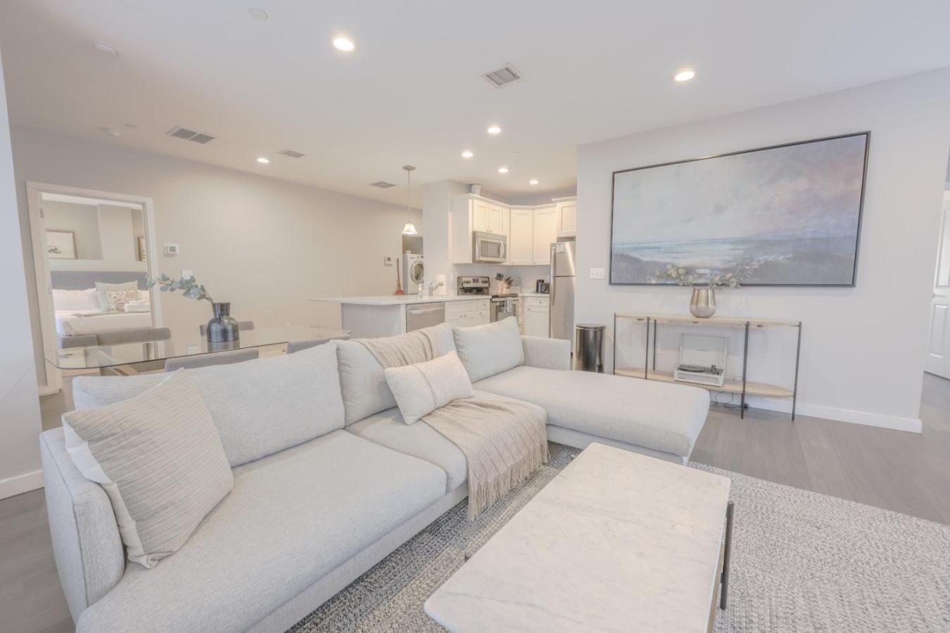 Luxury Loft Washer And Dryer Pet Friendly Apartamento